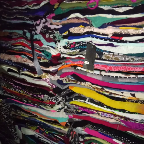 لباس دسته دوم