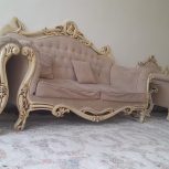 مبل نیمه سلطنتی