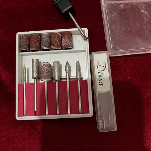 لوازم کاشت ناخن