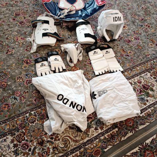 وسیله تکواندو