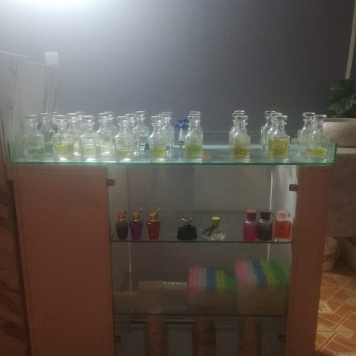 عطر و میزعطر