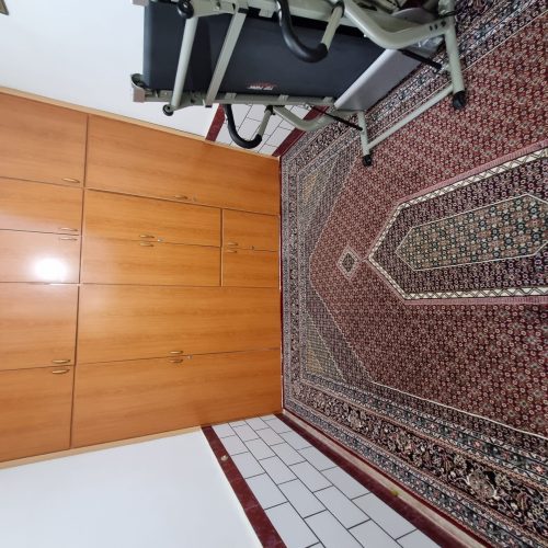 دارای حیاط،انباری،نورگیر عالی