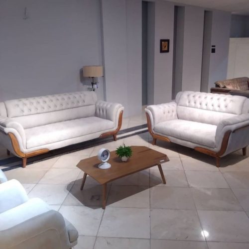 خدمات‌ وتعمیر‌انواع‌مبلمان