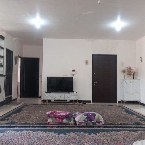 . فول امکانات.انبار.پارکینگ بدون مزاحم.حیاط پشت