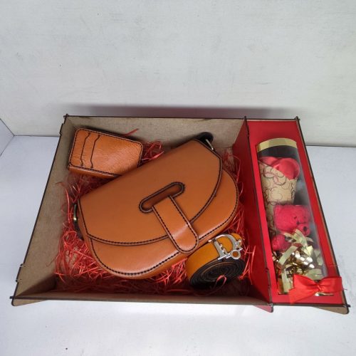 کادویی روز دختر با بسته بندی لوکس