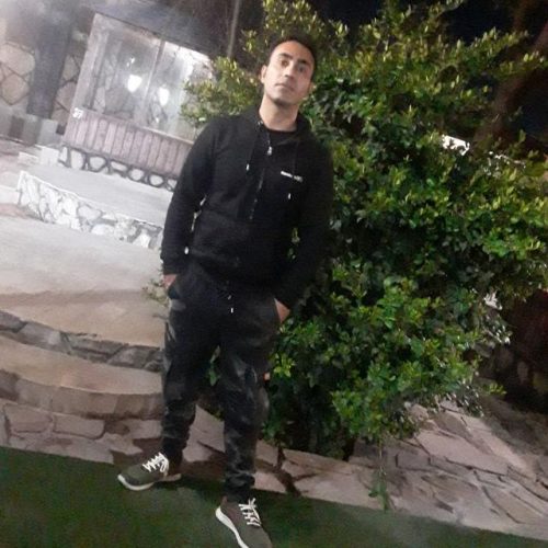 تعمیرات مبلومان وکلیه ی صنایع چوبی رنگ وپارچه