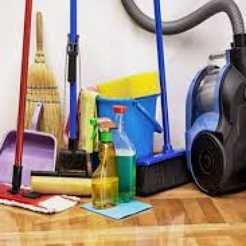 کارگر نظافتچی باتجربه  راه پله ومنزل وشرکت باقیمت مناسب