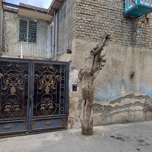 خانه ویلایی دوطبقه نقلی