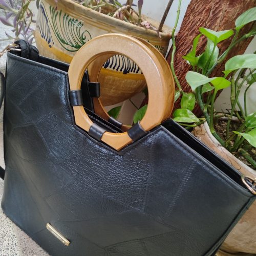 کیف بزرگ زنانه دسته چوبی کاملا نو