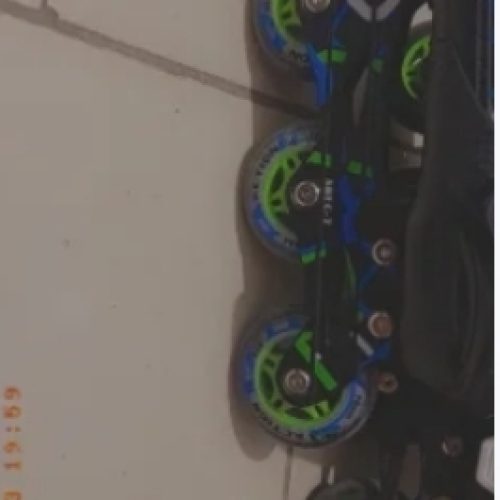 اسکیت چهار چرخ مناسب بازی کردن تفریح کردن حرکات های اصلاحی زدن