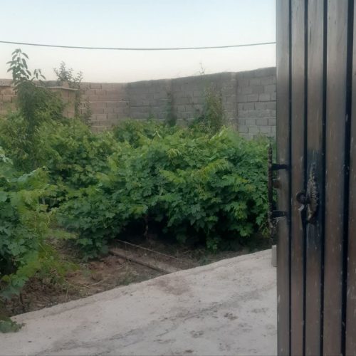 400 متر زمین