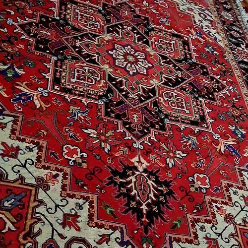 یک‌جفت‌فرش‌دست‌بافت‌هریس‌تاجری‌‌متری9تازه‌از‌دار‌افتاده‌در‌هریس‌