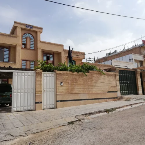 ملک شخصی،سند تک برگ ،پایان کار ،مرکز شهر صدرا،دسترسی آسان ب تمامی امکانات