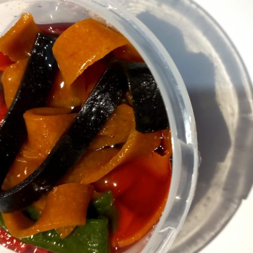 کیک لواشکی خانگی انواع پاپسیکل و کاپ کیک لواشکی خانگی( زاغوم مزه)