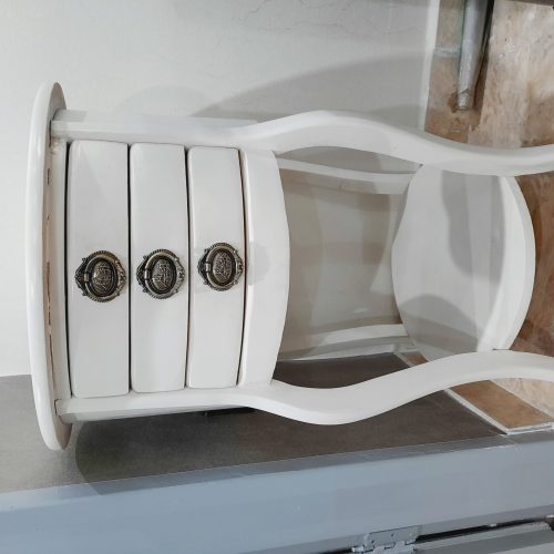 میز تلفن و زیر آباژوری