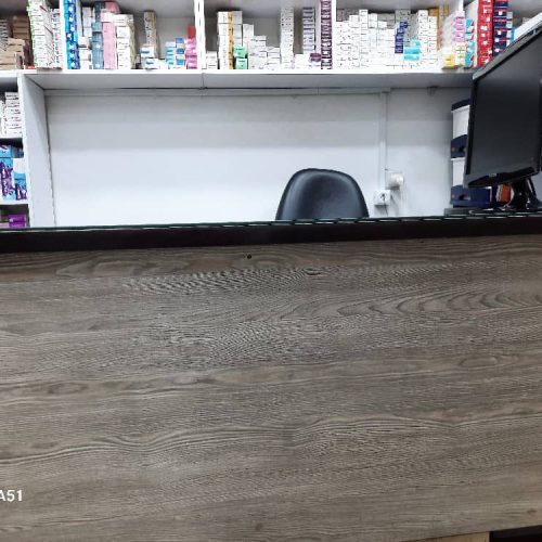 2 عدد میز کار و تحریر در حد نو