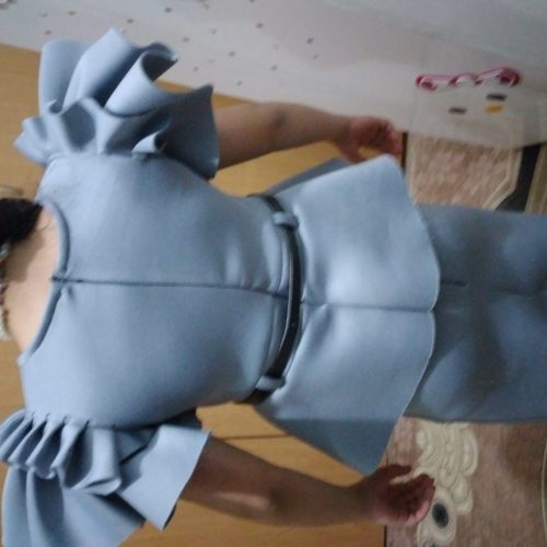 4 دست لباس دخترانه مرتب و تمیز فقط یکی دو بار پوشیده شده