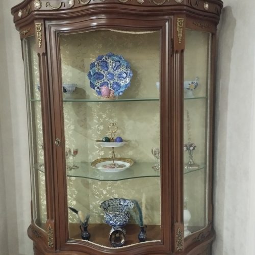 ویترین چوبی