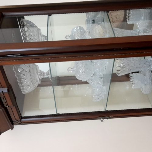 ویترین چوب راش