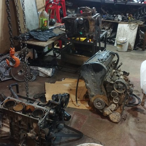 استوک یدکی و تعمیرگاه مکانیکی و جلو بندی زانتیا و سایر ماشین های ایرانی(سیار)