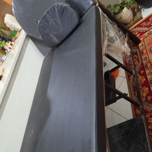 تخت ماساژ یا مژه دوتیکه