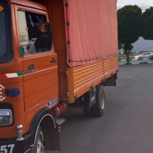 خاور 608 باری