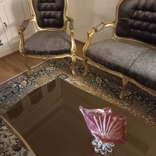 سرویس مبلمان پذیرایی 9 نفره با یک میز