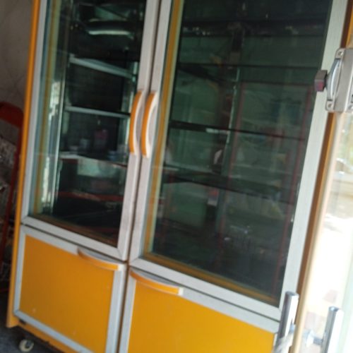 یخچال ایستاده