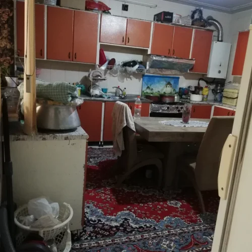 ملک شخصی،سند تک برگ ،پایان کار ،مرکز شهر صدرا،دسترسی آسان ب تمامی امکانات