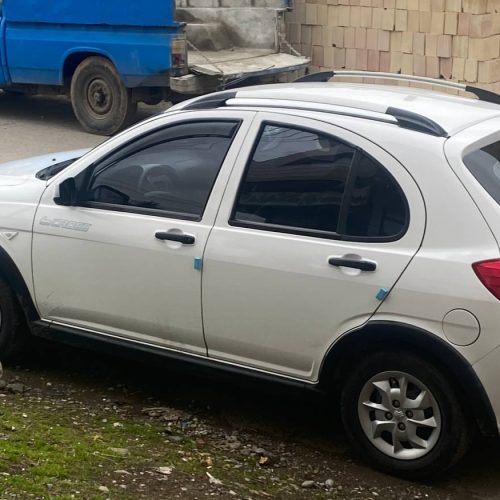 بدنه بدون خط وخش بدون گریسی تا لاستیک ۹۰ درصد روغن گیربکس تازه عوض شده روکش صندلی حرفه ای ماشین ۳۰ تا کار واقعی ماشین نوعه نو هستش تخفیف پایه معامله بیمه ۶ ماه