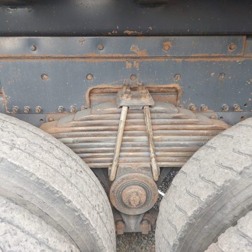 کامیون اف ام 13