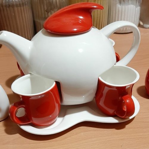 سرویس پذیرایی