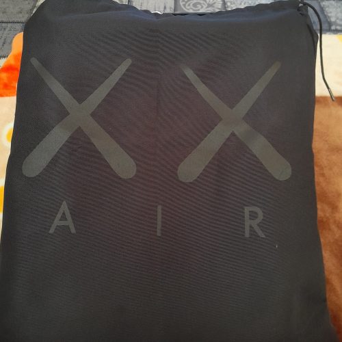 کفش جوردن 4 اصل قیمت عالی یک بار استفاده شده (نو)