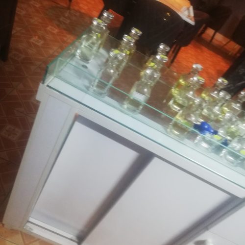 عطر و میزعطر