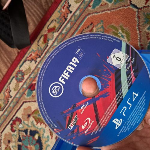 سی دی فیفا19.        CDFIFA19