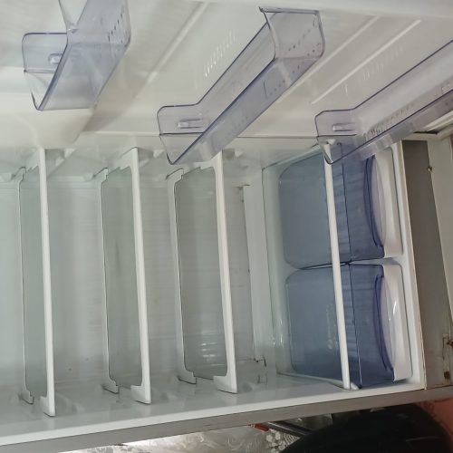 یخچال فروشی