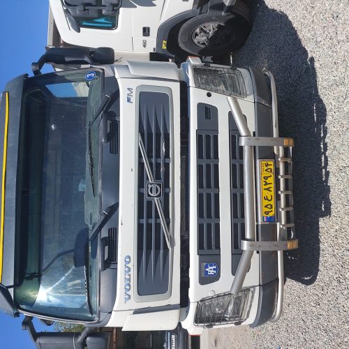 کامیون اف ام 13