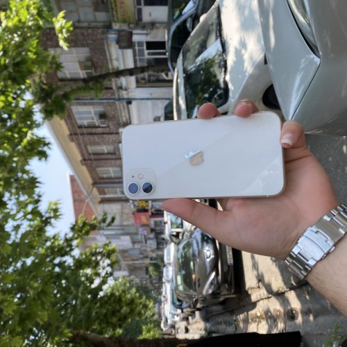 ایفون 11 رنگ سفید