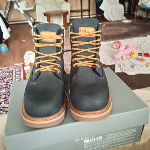 بوت کاترپیلار  Caterpillar