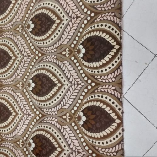 دو جفت فرش کرم و دوتا فرش تکی