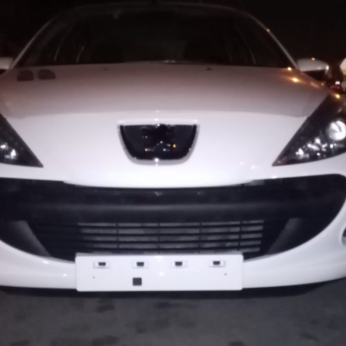 سپر آریسون،جلو پژو207 و عقب 206