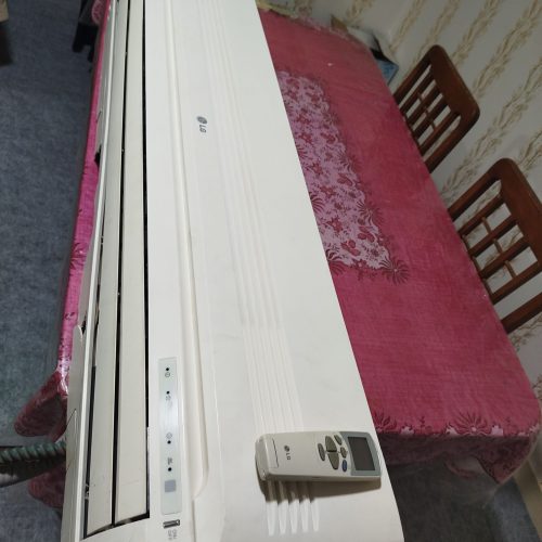 پنل داخلی ال جی سی و هشت هزار