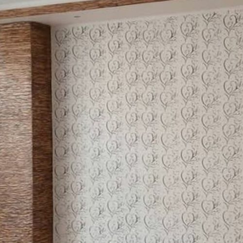 نقاش ساختمان و درب و پنجره