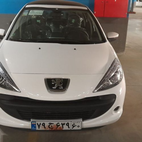 پژو 207 پاناروما دنده‌ای دارای esp سال 1403