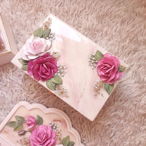 ساعت رزین گل برجسته