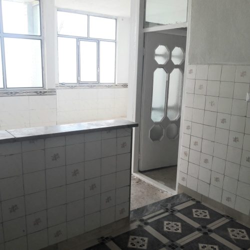 خانه ویلایی درخیابان درمانگاه