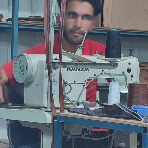 خیاط مبلمان ، ماهر و نیمه ماهر