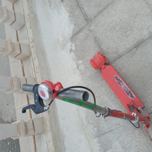 یک‌عدد‌دوچرخه‌12واسکوتر