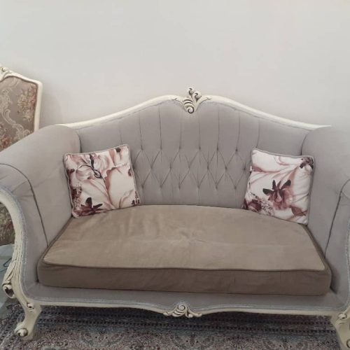 مبل به همراه میز ناهار خوری