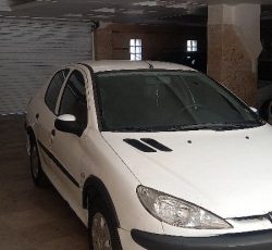 ماشین 206تیپ5وی8